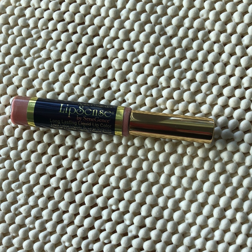 Lip color